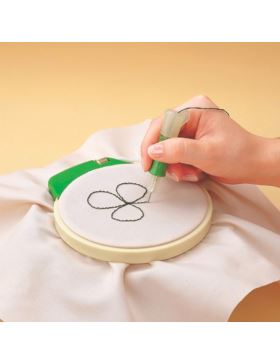 Igła tkacka z obsadką CLOVER - 8800